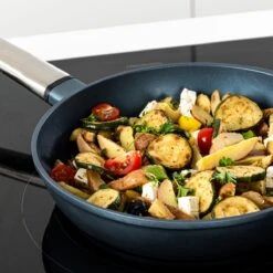 Westinghouse Koekenpannenset Performance - ø 24 En 28 Cm - Blauw - Inductie En Alle Andere Warmtebronnen 11 Westinghouse Koekenpannenset Performance - ø 24 En 28 Cm - Blauw - Inductie En Alle Andere Warmtebronnen -Huis Keuken 1200x1200 155