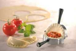 Gefu Ravioli Maker Ravenna -Huis Keuken 28490 gefu ravioli und maultaschenformer ravenna 03