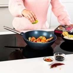 Westinghouse Pannenset Performance - Blauw - 8 Pannen - Complete Pannenset - Inductie En Alle Andere Warmtebronnen -Huis Keuken 550x547