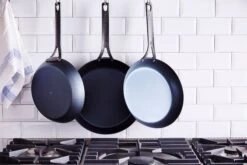 BK Koekenpan Black Steel - ø 28 Cm - Zonder Anti-aanbaklaag -Huis Keuken 6d3e0c782099da9be5bd2c072fccc05e516f1b0d BK BlackSteel Frypans Lifestyle 1 1
