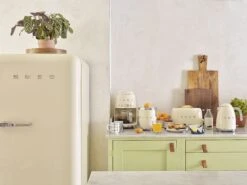 SMEG Citruspers - Elektrisch - Creme - CJF11CREU -Huis Keuken CJF01CREU L16