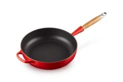 Le Creuset Hapjespan Signature - Kersenrood - ø 28 Cm / 3.6 Liter- Geëmailleerde Anti-aanbaklaag -Huis Keuken LC 20210721 HL PS FS 20259280600422 002