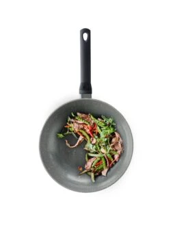 BK Wokpan Granite - Aluminium - ø 28 Cm - Keramische Anti-aanbaklaag -Huis Keuken a077e5cf0b76779a87f14dc2d9c9eb0c7c791fe2 BK GRANC Opn Wok top 1