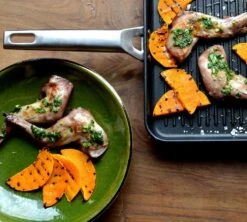 Valira Grillpan Aire Met Handgrepen - 28 X 28 Cm - Standaard Anti-aanbaklaag 9 Valira Grillpan Aire Met Handgrepen - 28 X 28 Cm - Standaard Anti-aanbaklaag -Huis Keuken grillpansfeerfoto3 3